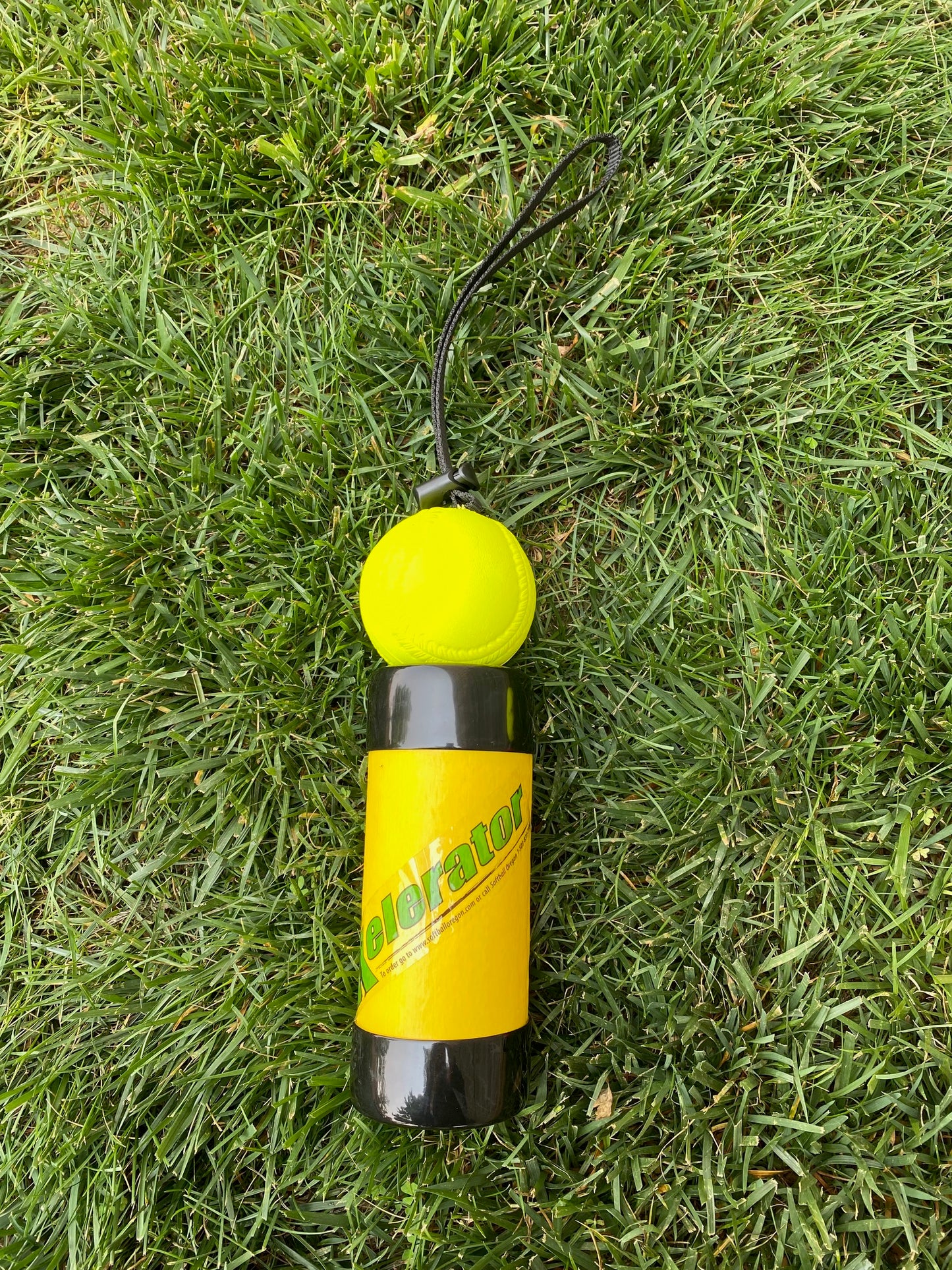 Xelerator Fastpitch Softball Pitching Trainer